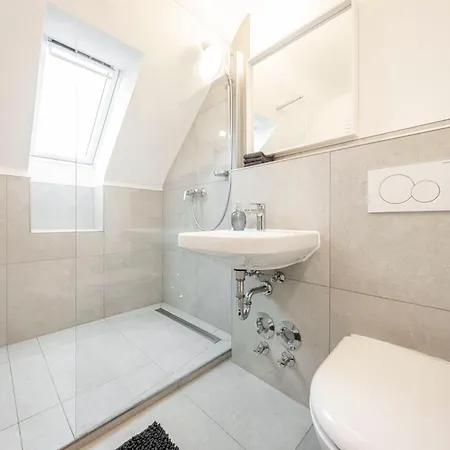 Xxl Design-appartement Gardendesign Boxspring 8 Pers Zwischen Heidelberg Und Mannheim * Edingen-Neckarhausen